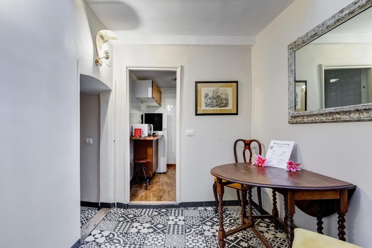Vivilo Collection - Spanish Steps Macelli Apt With Private Terrace โรม ภายนอก รูปภาพ
