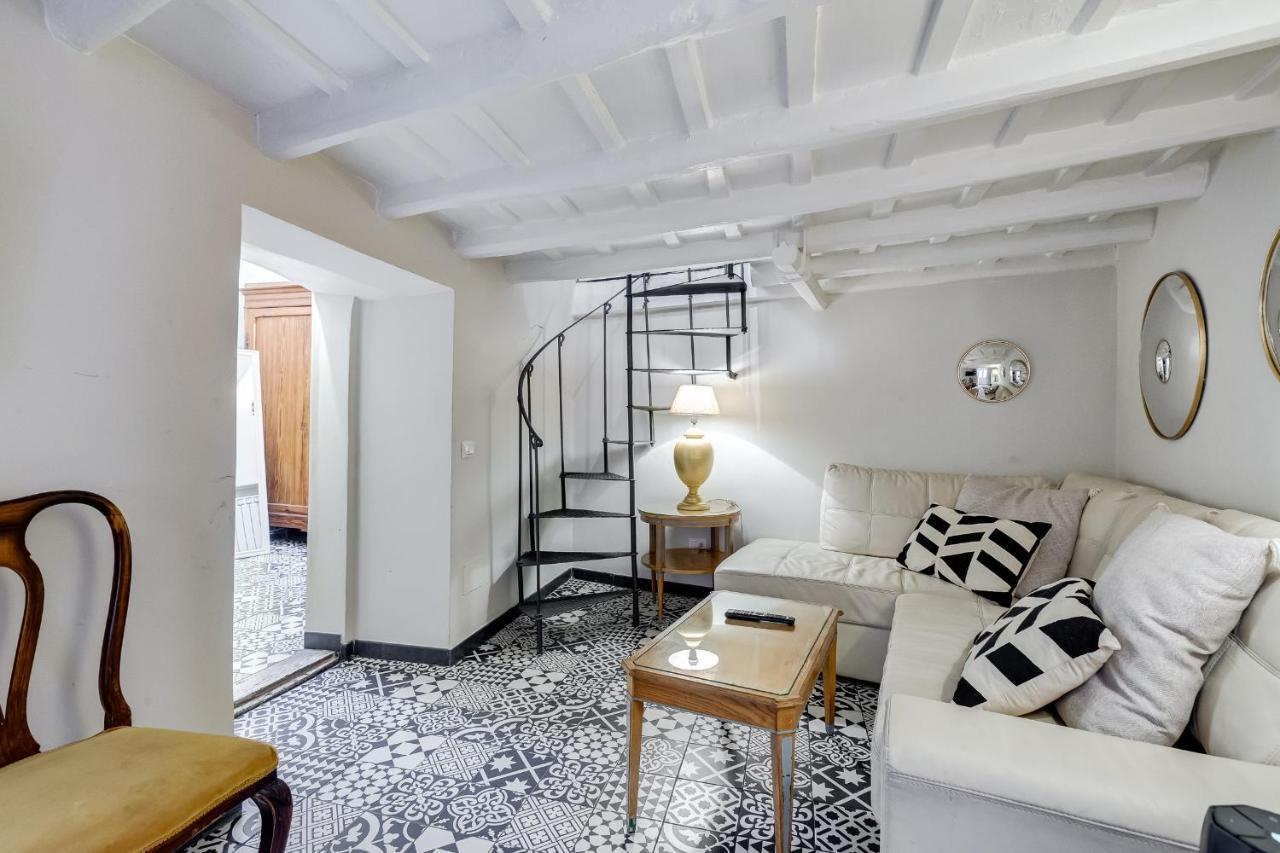 Vivilo Collection - Spanish Steps Macelli Apt With Private Terrace โรม ภายนอก รูปภาพ